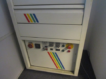 Печатное оборудование PNEUMATISCHE TRANSFERPRESSEN – HITZEPRESSE FÜR T-SHIRT DRUCK – INTRON COPY PRESS 300 220 070: фото 4 Печатное оборудование PNEUMATISCHE TRANSFERPRESSEN – HITZEPRESSE FÜR T-SHIRT DRUCK – INTRON COPY PRESS 300 220 070: фото 4