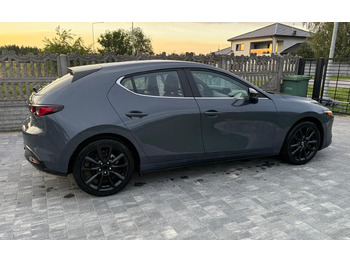 Легковой автомобиль MAZDA