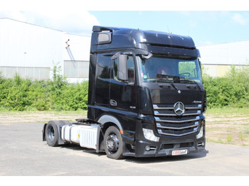 Тягач MERCEDES-BENZ Actros 1848