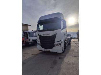 Грузовик-шасси