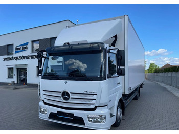 Грузовик с закрытым кузовом MERCEDES-BENZ Atego 818
