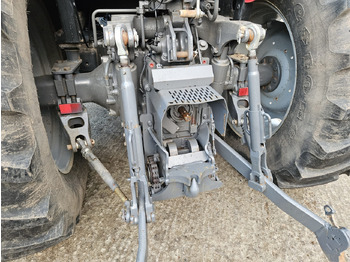 Трактор 2013 MF 5440 4wd tractor, Very Nice.: фото 4