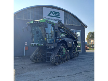 Самоходный опрыскиватель