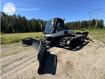 Снегоуборочная машина