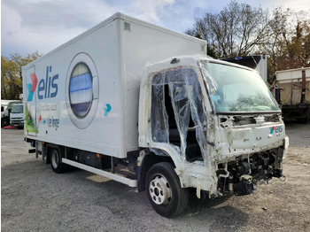 Грузовик с закрытым кузовом FUSO Canter