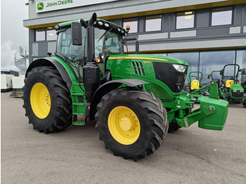 Трактор JOHN DEERE 6215R
