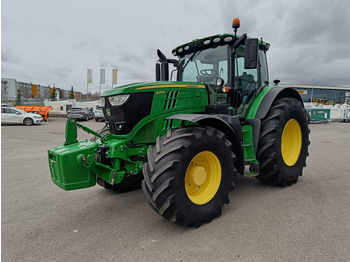 Трактор John Deere 6215R: фото 3