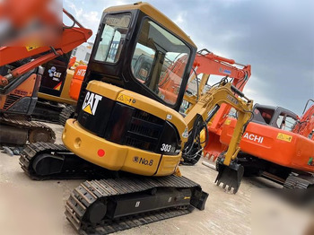 Мини-экскаватор CATERPILLAR 303