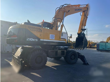 Колёсный экскаватор HYUNDAI ROBEX 210W-9: фото 2 Колёсный экскаватор HYUNDAI ROBEX 210W-9: фото 2