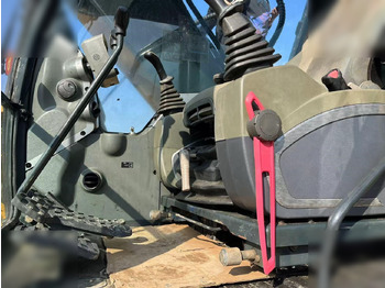 Гусеничный экскаватор HYUNDAI ROBEX 220 LC-9S: фото 4