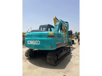 Гусеничный экскаватор KOBELCO