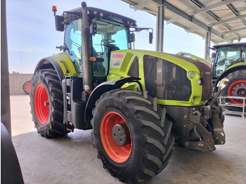 Трактор CLAAS Axion 950