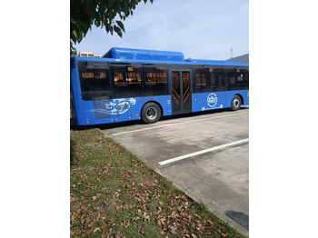 : фото в шапке страницы