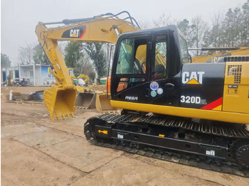 Экскаватор CATERPILLAR 320D2