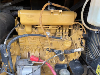 Двигатель CATERPILLAR