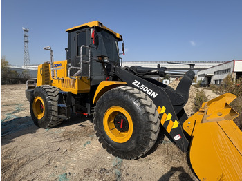 Колёсный погрузчик XCMG ZL50GN