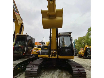 Гусеничный экскаватор CATERPILLAR 323DL