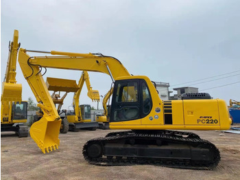 Гусеничный экскаватор KOMATSU PC220-6