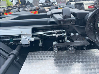 Новый Крюковой мультилифт IVECO X-WAY AD350X480YPS SCARRABILE NUOVO: фото 5 Новый Крюковой мультилифт IVECO X-WAY AD350X480YPS SCARRABILE NUOVO: фото 5