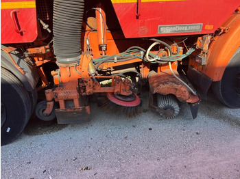 Подметально-уборочная машина MERCEDES-BENZ MERCEDES AUTOSPAZZATRICE USATA: фото 5