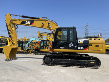 Гусеничный экскаватор CATERPILLAR 320D2