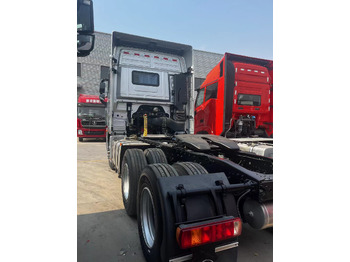 Тягач FOTON Auman Tractor Unit 6✖4 Automatic Good condition: фото 5