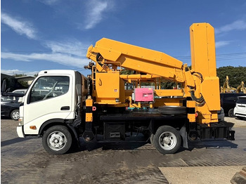 Грузовик с подъемником TADANO BT-200-2: фото 2 Грузовик с подъемником TADANO BT-200-2: фото 2