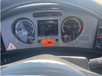 Туристический автобус Neoplan 1122/3: фото 3