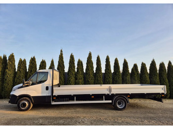 Малотоннажный бортовой грузовик Iveco 70C18 3.0 180KM/ Skrzyniowy / 1 Właściciel/ Himatic 8b/ Rozstaw osi max 5.1m/: фото 2