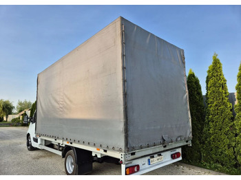 Малотоннажный бортовой грузовик Renault Master 2.3 Plandeka 10 palet Bliźniaki: фото 3 Малотоннажный бортовой грузовик Renault Master 2.3 Plandeka 10 palet Bliźniaki: фото 3