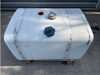 : фото в шапке страницы