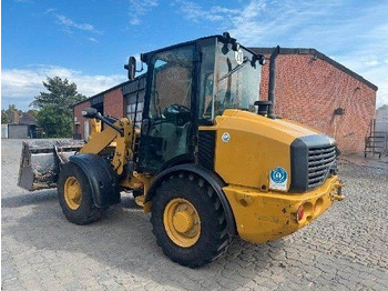 Колёсный погрузчик CAT 906M: фото 3 Колёсный погрузчик CAT 906M: фото 3