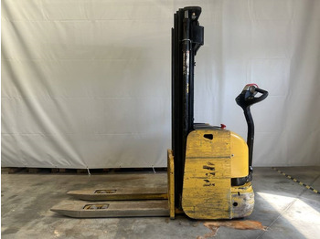 Штабелер YALE