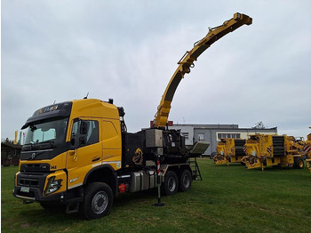 : фото в шапке страницы