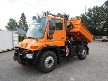 Самосвал UNIMOG U400