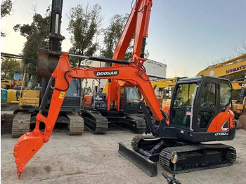 Мини-экскаватор DOOSAN DX60-9C