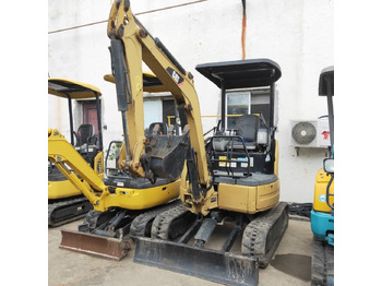 Мини-экскаватор CATERPILLAR 302