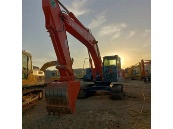 Гусеничный экскаватор Hitachi ZX210: фото 4