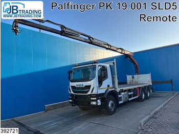 Грузовик бортовой/ Платформа IVECO Trakker