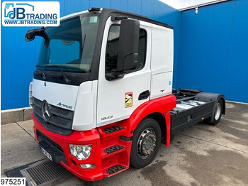 Тягач MERCEDES-BENZ Actros 1843