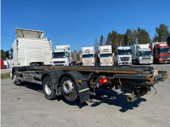 Грузовик-контейнеровоз/ Сменный кузов Volvo FM 13: фото 3 Грузовик-контейнеровоз/ Сменный кузов Volvo FM 13: фото 3