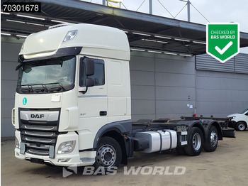 Грузовик-контейнеровоз/ Сменный кузов DAF XF 480