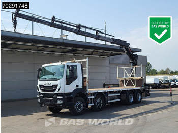 Грузовик бортовой/ Платформа IVECO Trakker
