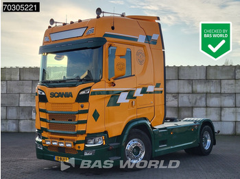 Тягач SCANIA S 520