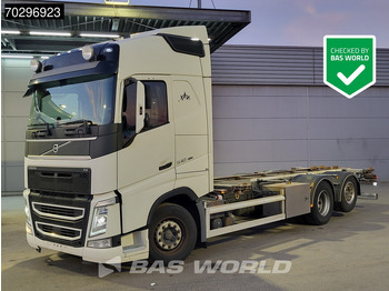 Грузовик-контейнеровоз/ Сменный кузов VOLVO FH 540