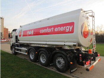 Грузовик-цистерна VOLVO FM: фото 4