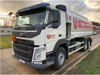 Грузовик-цистерна VOLVO FM