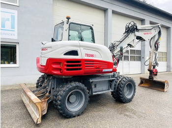 Колёсный экскаватор Takeuchi TB295W (3724): фото 3 Колёсный экскаватор Takeuchi TB295W (3724): фото 3