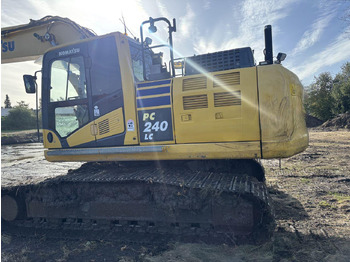 Гусеничный экскаватор KOMATSU PC240LC-11