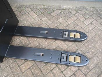 Тележка Toyota LPE 200: фото 4